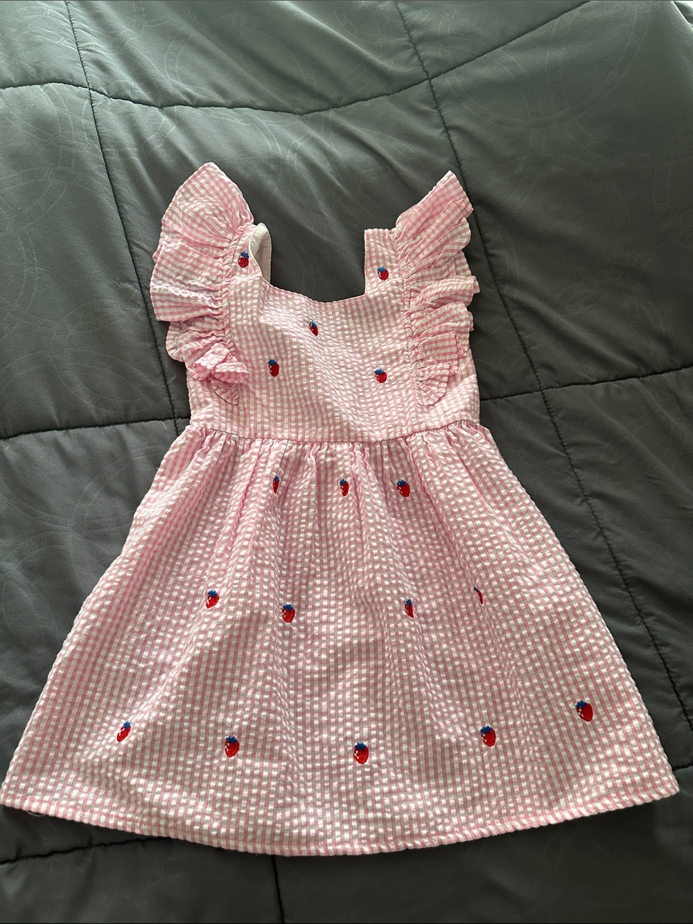 Rate Editions, Pink Ruffled Strawberry Seersucker Dress. Size 4T.